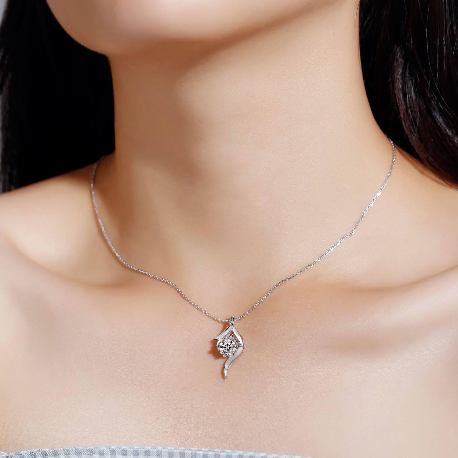 Solitaire Snowflake Six Prong Gold Moissanite Necklace - Image 4