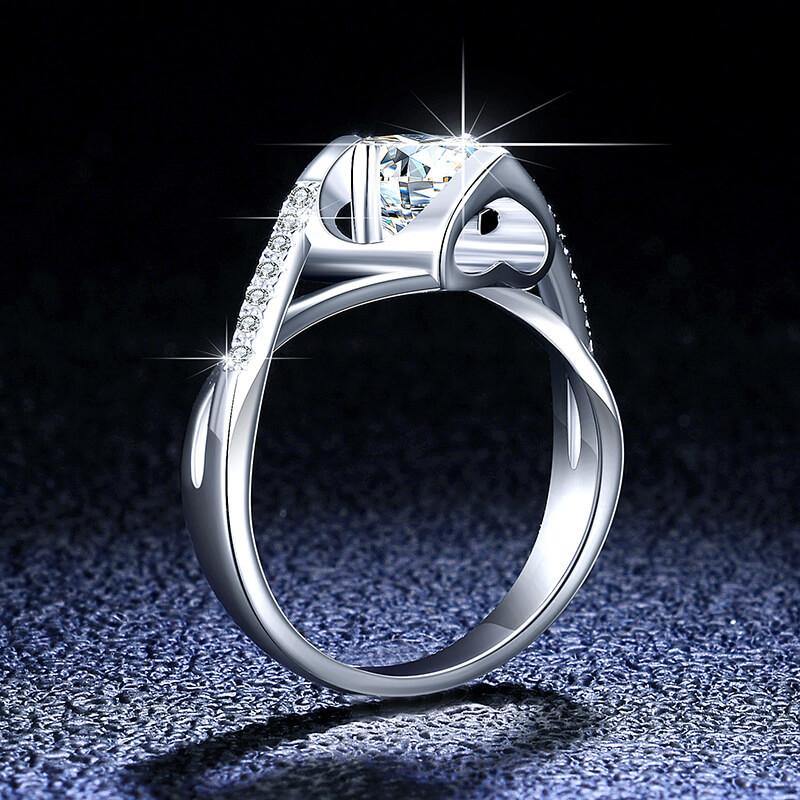 Angel kiss Round Moissanite Sterling Silver Ring - Image 9