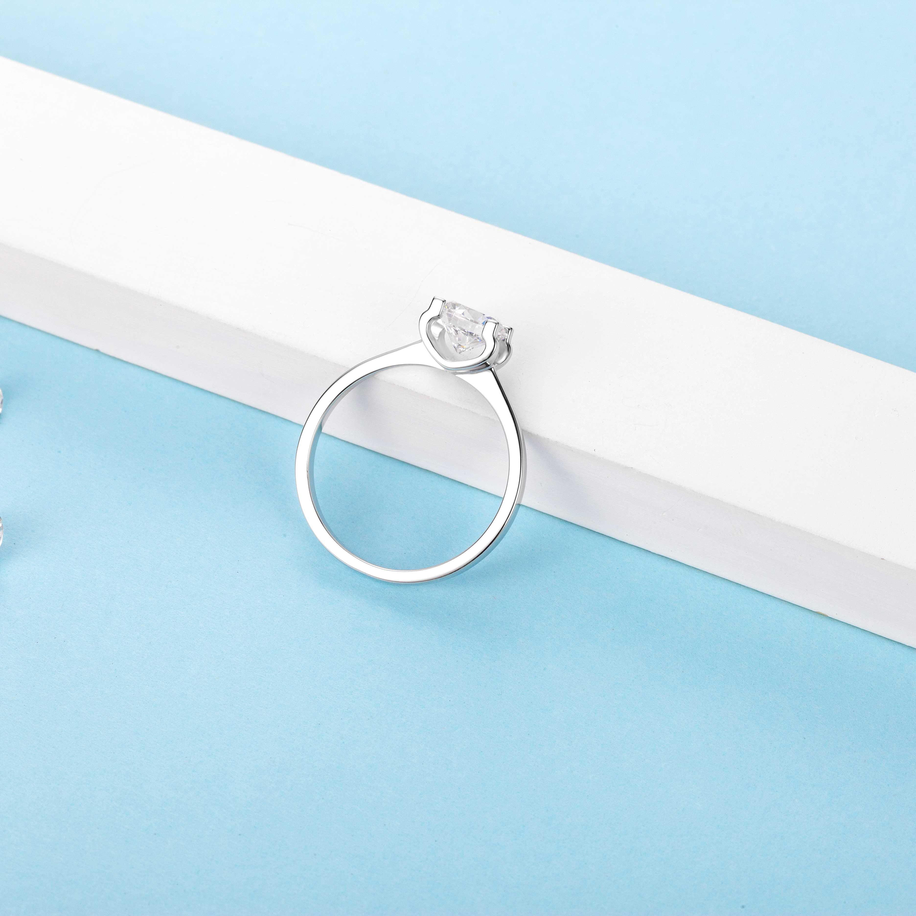 Solitaire Round Cut Moissanite Engagement Ring - Image 8