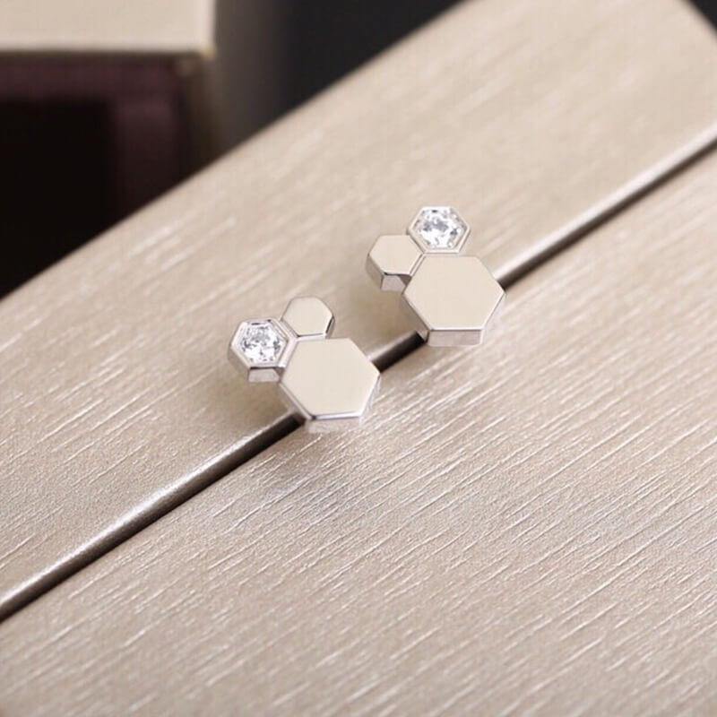 Moissanite honeycomb sterling silver earrings - Image 3