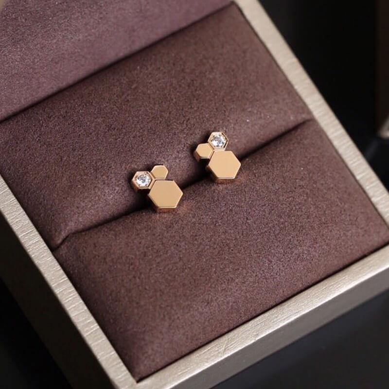 Moissanite honeycomb sterling silver earrings - Image 5